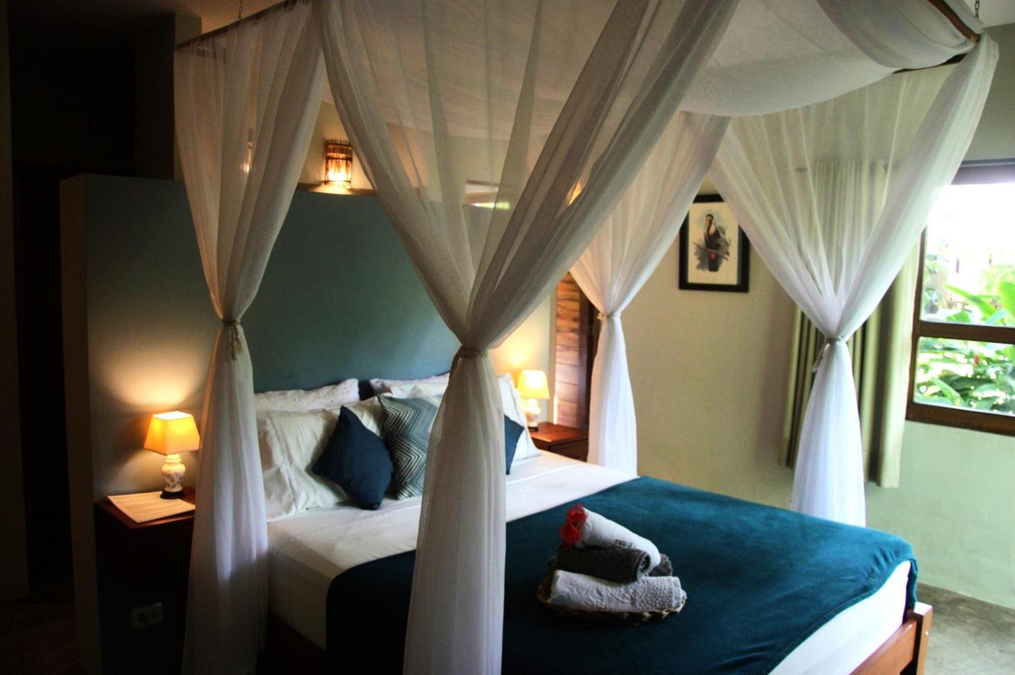 Chill Mango Hotel Paracuru Exterior photo